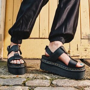 Dr Marten Francis Platform Sandals 🙃